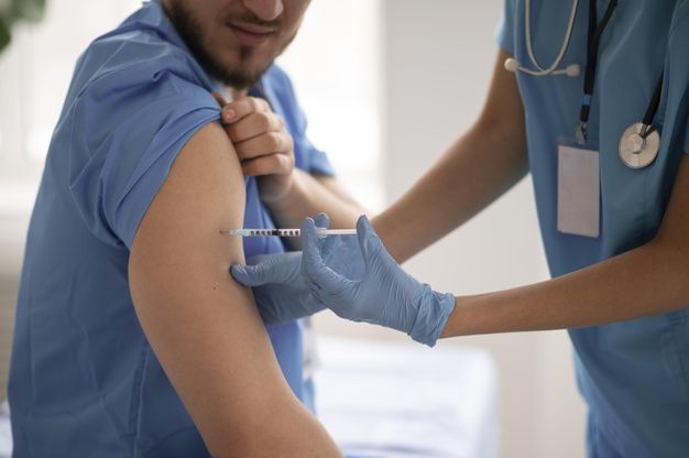 Resfriado común : síntomas luego de recibir una vacuna